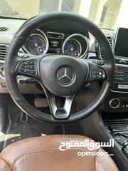  13 Mercedes benz - GLE 400