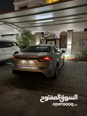  1 Toyota Corolla 2023 LE 2.0 American specs very clean نظيفة جدا مسجلة داخل الدولة registered in UAE