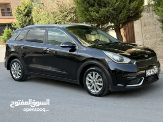 3 كيا نيرو 2017 بسعر مميز كاش واقساط بدفعه 3000 دينار
