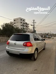  9 جولف mk5 بحالة وضع الوكاله 68 الف كيلومتر