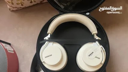  5 Brand new Shure aonic 50 headphones