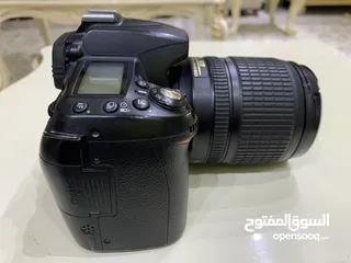  4 كاميرة نيكون D90 للبيع