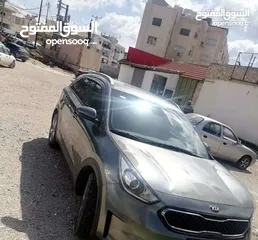  16 كيا نيرو نظيفة جدا للبيع استعمال شخصي سبب البيع السفر