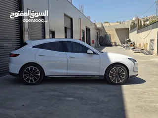  4 seres 5 2024 4x4 585HP
