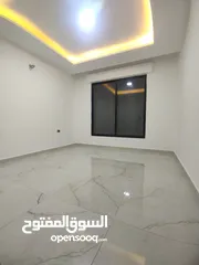  9 شقة للبيع ارضي معلق خلدا إشارة البشيتي قرب المدارس الجزيرة البنات