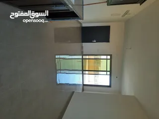  10 روف للايجار