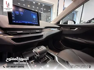  9 ‎‏HONGQI E-QM5 EV 2022 Full electric ‎هونشي E-QM5 كهربائية بالكامل