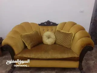  4 طقم كنب مستعمل بحالة جيدة جدا