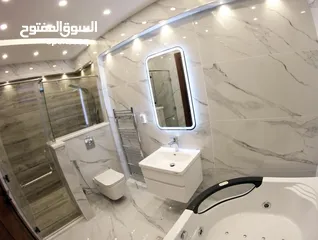  13 شقة ملوكية شبه ارضي مساحة 626م -داخلي 300م -حديقة 326م تشطيبات فلل-الحويطي-طريق المطار - رمضان اسكان