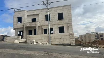  2 بيت بدون تشطيب