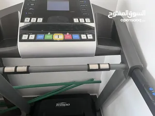  2 جهاز مشي للبيع Treadmill for sale