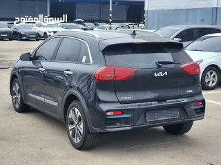  6 كيا نيرو كهربا 2022 لون اسود مميز عداد قليل 37 الف فقط  فل إلا فتحه وارد كوري فيها heat pump