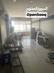  8 Shop For Rent in Jidhafs Maine Rood no 14  دكان للايجار في جدحفص على الشارع العام 14 في موقع مفتوح