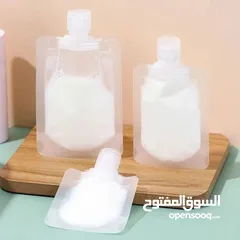  25 ماكينة تعبئة واغلاق أكياس العصير والكريمات والزيوت والمياه وغيرها