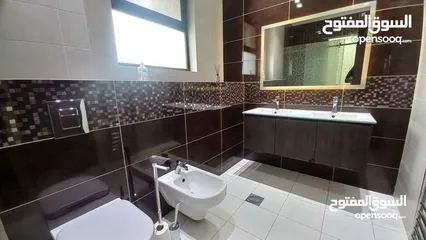  6 فيلا مستقله فارغه للايجار+ تشطيبات فاخره سوبر ديلوكس مسبح + مصعد + 4 طوابق