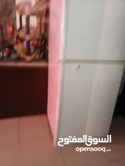  1 ثلاجه للبيع