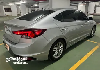  5 Hyundai Elantra 2.0 2020