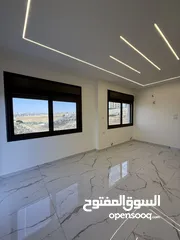  9 شقه طابق تسويه للبيع مساحه 145 داخلي وخارجي 100متر بموقع مميز في جبيهه حي المنصور