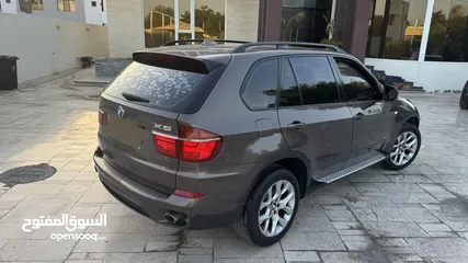  4 BMW X5 35i 2012