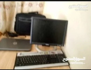  2 كمبيوتر+طاوله+لابتوب شاشته مكسوره