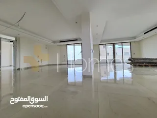  7 شقة دوبلكس طابقية مع مسبح للبيع في الظهير بمساحة بناء اجمالية 440م