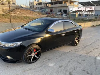 2 كيا فوتري للبيع بحالة الوكالة