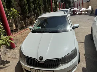  2 سكودا فابيا 2017