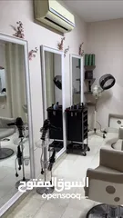  6 صالون نسائي راقي للبيع متكامل بجميع المعدات Women salon for sale