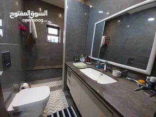  10 شقة للايجار في عبدون  ( Property 32100 )-175072560