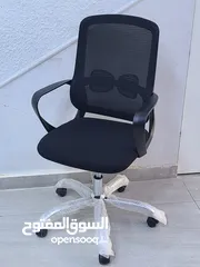  4 كرسي مكتب فوم طبي كرسي شبك مريح مستورد ظهر شبكي للساعات الطويلة والديسك كراسي للطلبة والموظفين عملي