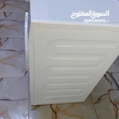  8 غساله نوع بيكو لون ابيض