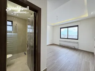  30 شقة بتشطيبات مميزه طابق ارضي مساحة 240م باجمل منطاق خلدا (مشروع 107)