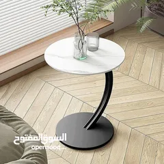  5 طاولة جانبية مستديرة على شكل حرف C، الحل المثالي لكل مكان! رح تغنيكي عن السكملي التقليدية.