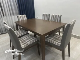  3 طاولة سفرة بتصميم فاخر مع 6 كراسي – لون بني دافئ