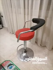  9 مكتب مع كرسي دوار