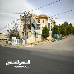  4 فيلا فخمة ثلاث طوابق للايجار او الاستثمار في شفابدران