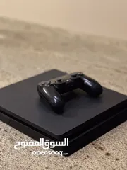  2 Ps4 slim  السعر 255دولار