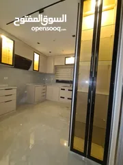  27 شقة شبه أرضية فاخرة مع اثاث للبيع في البتراوي – قرب دوار الفلاح  Luxury  apartment for sale
