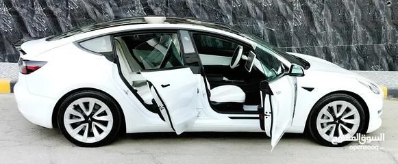  29 تيسلا 2021 model 3 فحص كامل 4 جـيـد فرش ابيض جنط 19بحالة الوكالة لون مميز للبيع بسعر لقطة ومحروووق