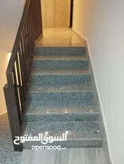  3 شقة مميزه باطلالة خلابه