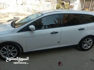  8 فورد فوكس 2012  قوة المحرك 1600 عداد السياره 170 الف يد ثانيه   سعر على كاش 35