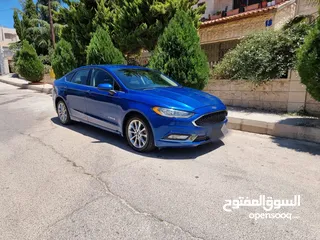  1 Ford Fusion 2018 SE ايجار اسبوعي وشهري
