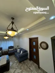  9 شقة مميزة للبيع في ضاحية الرشيد / شارع الجامعة