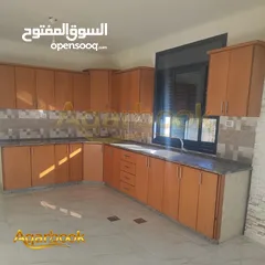  1 شقة غير مفروشة للإيجار  أم الشرايط - بالقرب من المدرسة الانجليزية