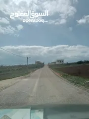  11 ارض سكنيه قرب مثلث حور فوعرا للبيع بسعر مغري