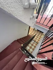  1 منزل مستقل للبيع خلف كليه قرطبه قرب الخدمات