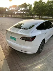  4 للبيع Tesla Model3