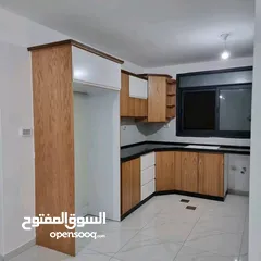  4 شقة للبيع بالقرب من عسل وبصل.جيب عفشك.واسكن.