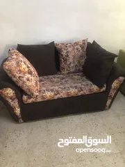  9 طقم كنب قطعتين كبار وقطعة ثنائية نظيف بحالة ممتازة