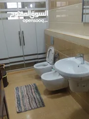  26 بيت مستقل  4 غرف نوم ماستر روم 4 واجهات حجر بلكونات صالات كراج خزان ماء تدفئه سور حديقه عزل اطلاله ح